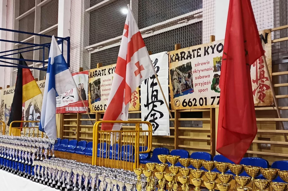  Trzy medale dla zawodników Limanowskiego Klubu Kyokushin Karate na Pucharze Europy ZenKyokushin - zdjęcie 2