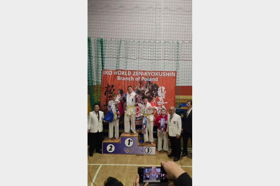  Trzy medale dla zawodników Limanowskiego Klubu Kyokushin Karate na Pucharze Europy ZenKyokushin - zdjęcie 9