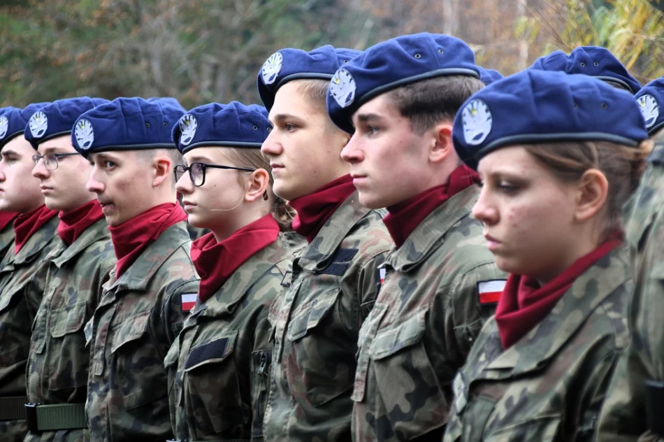 Wspólne świętowanie i pamięć o bohaterach na przełęczy (ZDJĘCIA) - zdjęcie 2