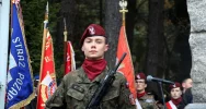 Wspólne świętowanie i pamięć o bohaterach na przełęczy (ZDJĘCIA) - zdjęcie 3