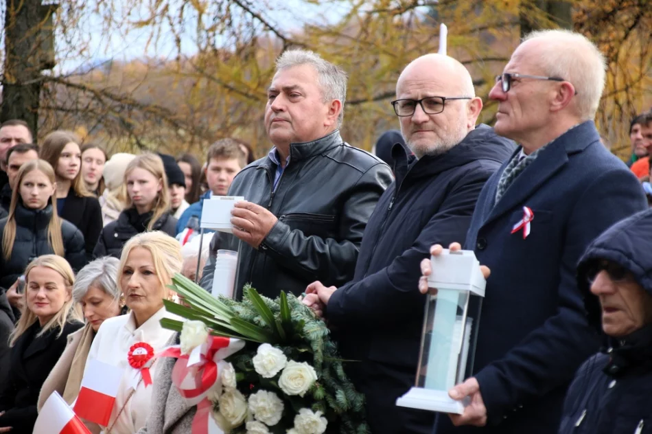 Wspólne świętowanie i pamięć o bohaterach na przełęczy (ZDJĘCIA) - zdjęcie 15