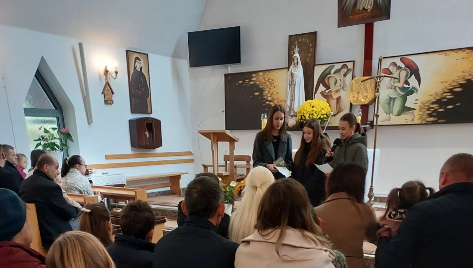 Uczniowie w trosce o seniorów - zdjęcie 1