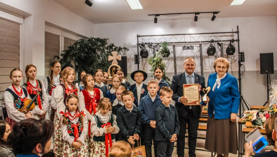 10-lecie Warsztatów Artystycznych „Czerwone Korale” w Pisarzowej - zdjęcie 1