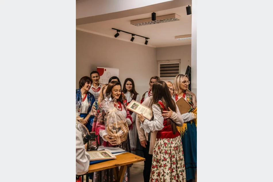 10-lecie Warsztatów Artystycznych „Czerwone Korale” w Pisarzowej - zdjęcie 14