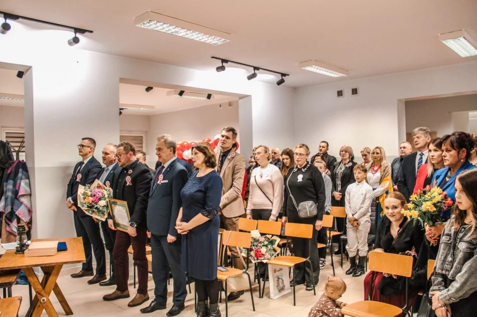 10-lecie Warsztatów Artystycznych „Czerwone Korale” w Pisarzowej - zdjęcie 18