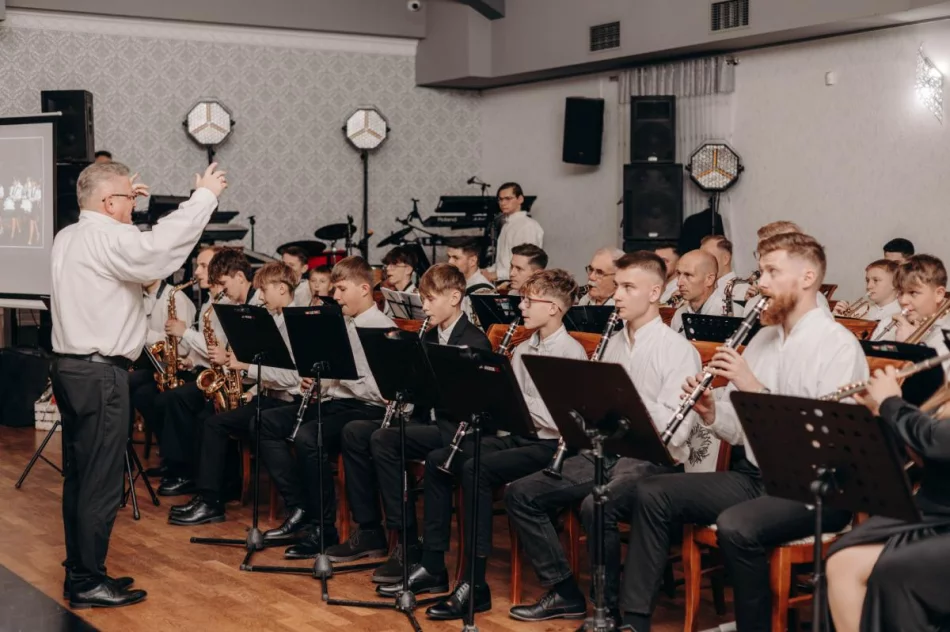 Srebrny jubileusz - świętowano 25 lat orkiestry - zdjęcie 15