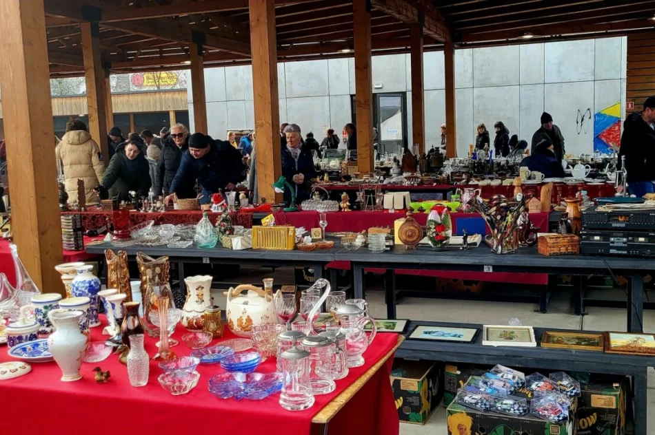 Druga edycja jarmarku staroci na targowisku (ZDJĘCIA) - zdjęcie 12