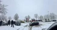 Opady śniegu w regionie. Samochody w rowach, ogromne korki - zdjęcie 4