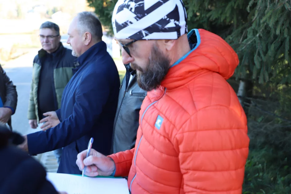 Zmodernizowano drogi w Męcinie i Pasierbcu - zdjęcie 11