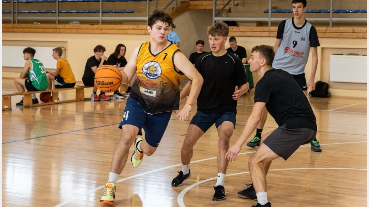 Zawody sportowe Młodzieżowej Rady Miasta w Limanowej/fot.: UM Limanowa