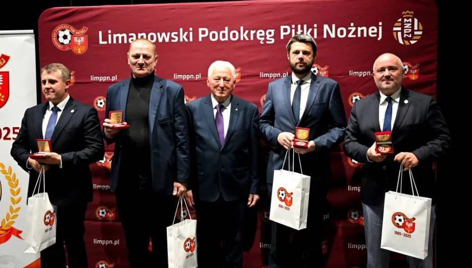 W Limanowej świętowano 40 lat działalności Limanowskiego Podokręgu Piłki Nożnej - zdjęcie 1