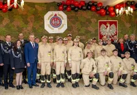 Uroczyste ślubowanie i pasowanie adeptów Młodzieżowej Drużyny Pożarniczej w Limanowej - zdjęcie główne