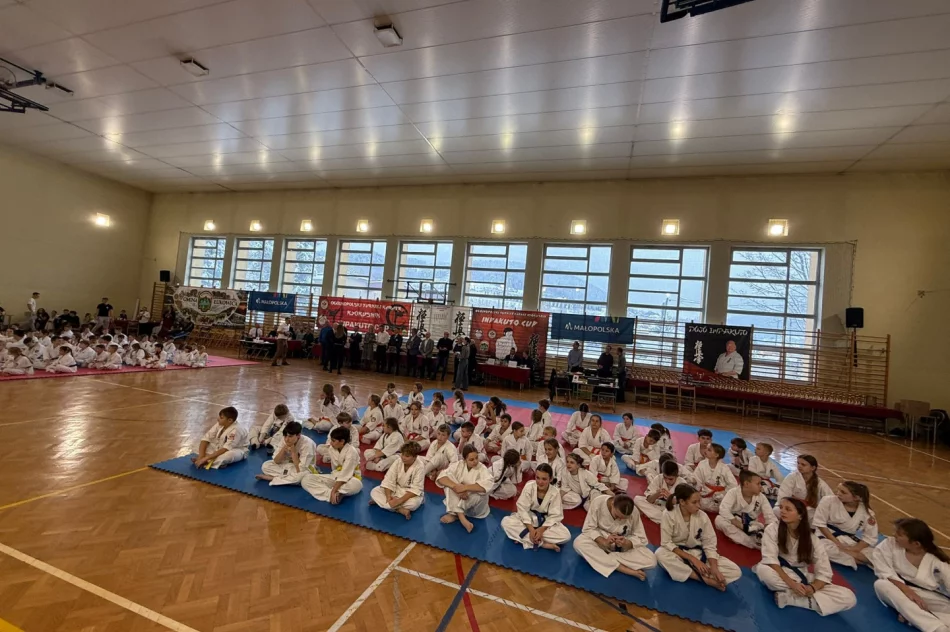 8 medali dla zawodników Limanowskiego Klubu Kyokushin Karate na Inpakuto 2025 w Łukowicy - zdjęcie 3