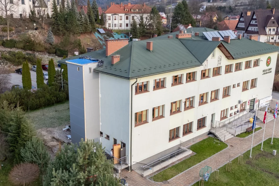 Przy urzędzie gminy powstaje winda - zdjęcie 5