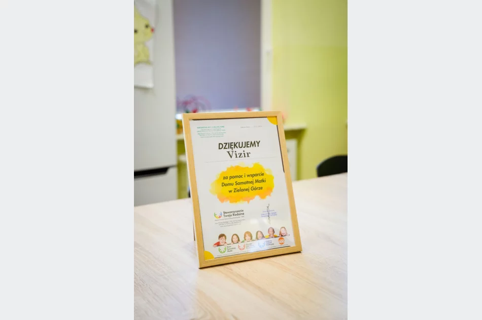 „Razem uskrzydlamy mamy” - Vizir pomógł matkom w potrzebie - zdjęcie 2