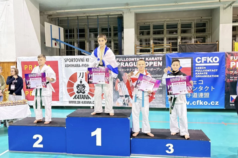 Karatecy ARS Limanowa – JONIEC Team wywalczyli cztery medale na międzynarodowym turnieju Fullcontact Karate Prague Open - zdjęcie 5