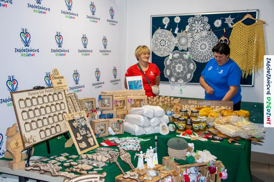 Spotkania podróżników i prezentacja lokalnych produktów - zdjęcie 9