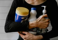 Poznaj 3 powody, dla których warto kupować w hurtowni chemii gospodarczej niemieckiej - zdjęcie główne