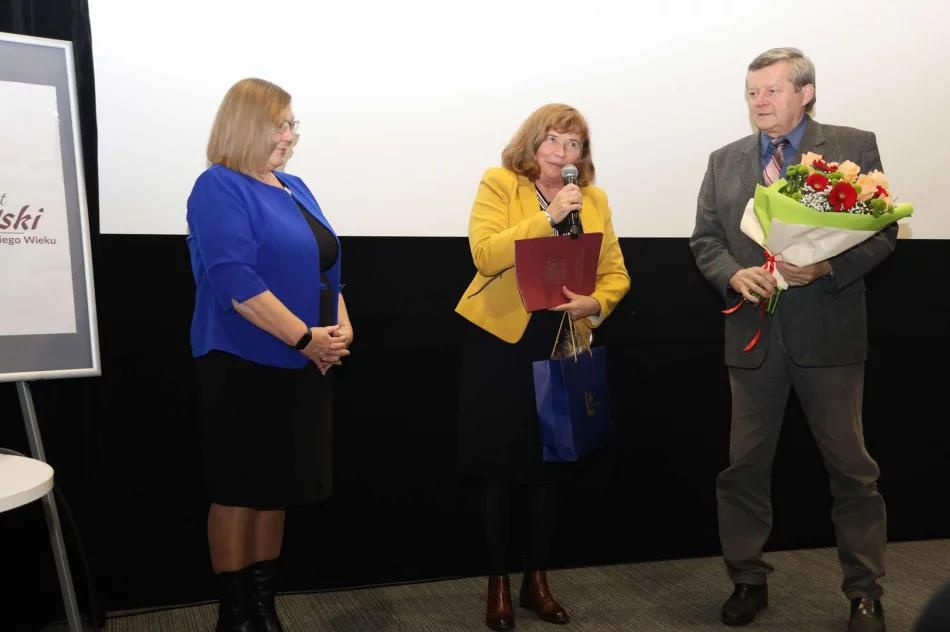  Jubileusz 15-lecia Limanowskiego Uniwersytetu Trzeciego Wieku! - zdjęcie 10