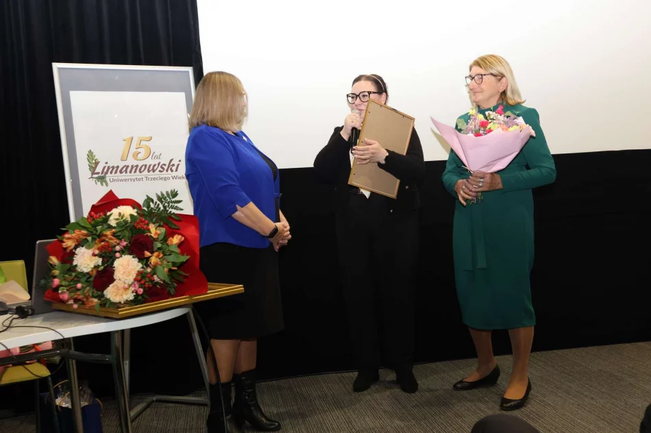  Jubileusz 15-lecia Limanowskiego Uniwersytetu Trzeciego Wieku! - zdjęcie 7