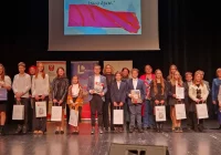 Wyłoniono finalistów XXIII Konkursu Poezji i Pieśni Patriotycznej organizowanego przez Dyrekcję i nauczycieli ZSP Nr 1 - zdjęcie główne
