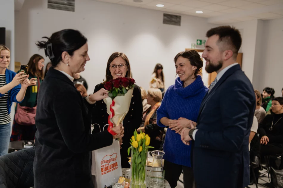 Spotkanie z autorką „Chłopek” przyciągnęło czytelników - zdjęcie 10