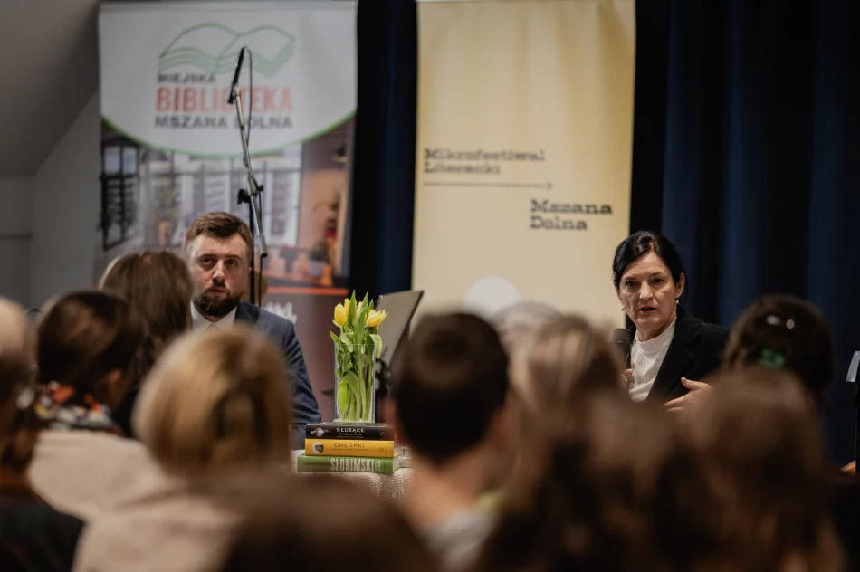Spotkanie z autorką „Chłopek” przyciągnęło czytelników - zdjęcie 11