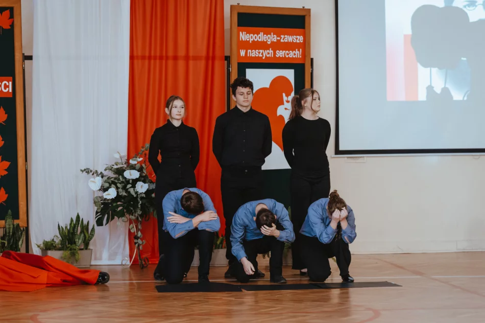 Ślubowanie klas mundurowych  - zdjęcie 4
