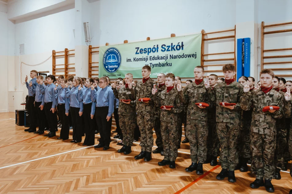 Ślubowanie klas mundurowych  - zdjęcie 7