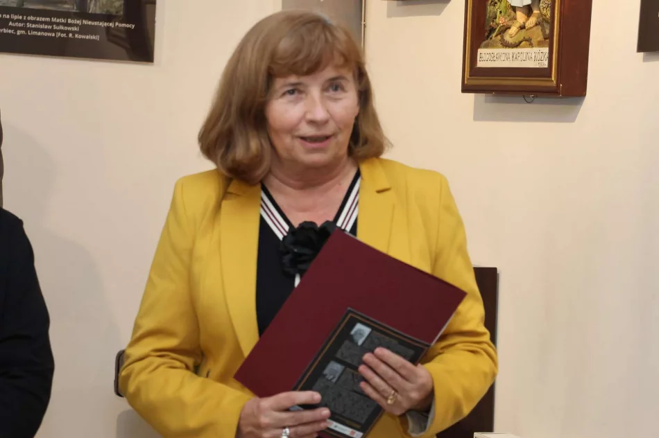 Historia zatrzymana w drewnie i na płótnie – uroczyste otwarcie wystawy upamiętniającej Stanisława Odziomka i Stanisława Sułkowskiego - zdjęcie 10