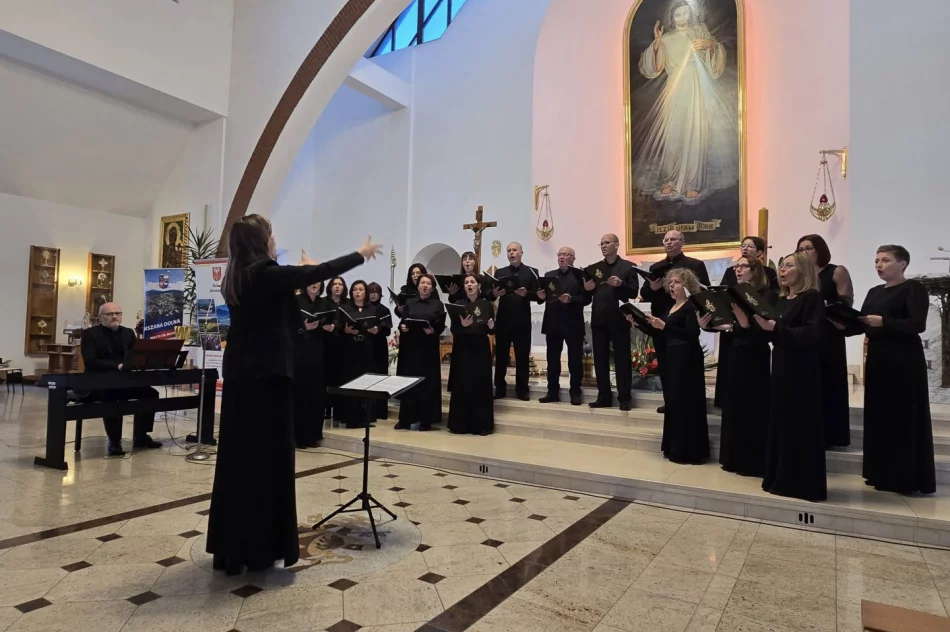 Muzyka wypełniła świątynię - zdjęcie 8