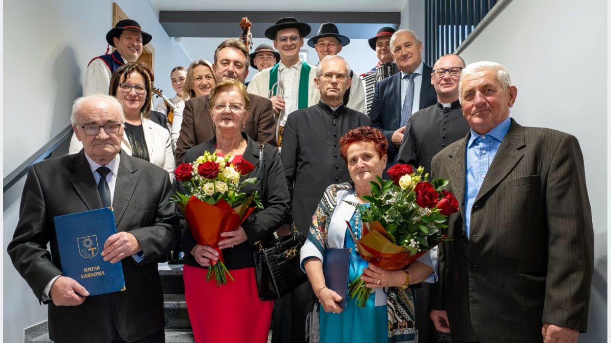 Medale za Długoletnie Pożycie Małżeńskie./fot.: UG Laskowa