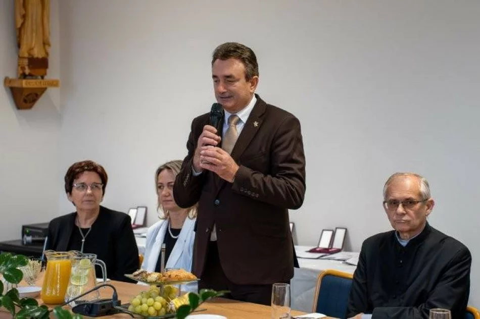 Uhonorowano pary z 50-letnim stażem małżeńskim - zdjęcie 7
