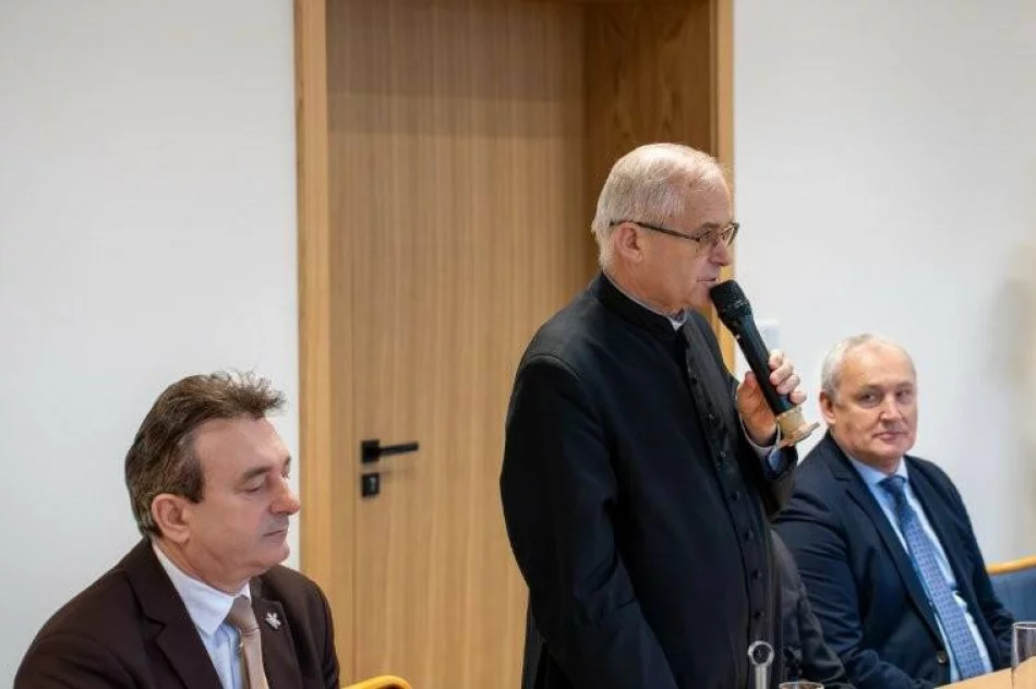Uhonorowano pary z 50-letnim stażem małżeńskim - zdjęcie 14