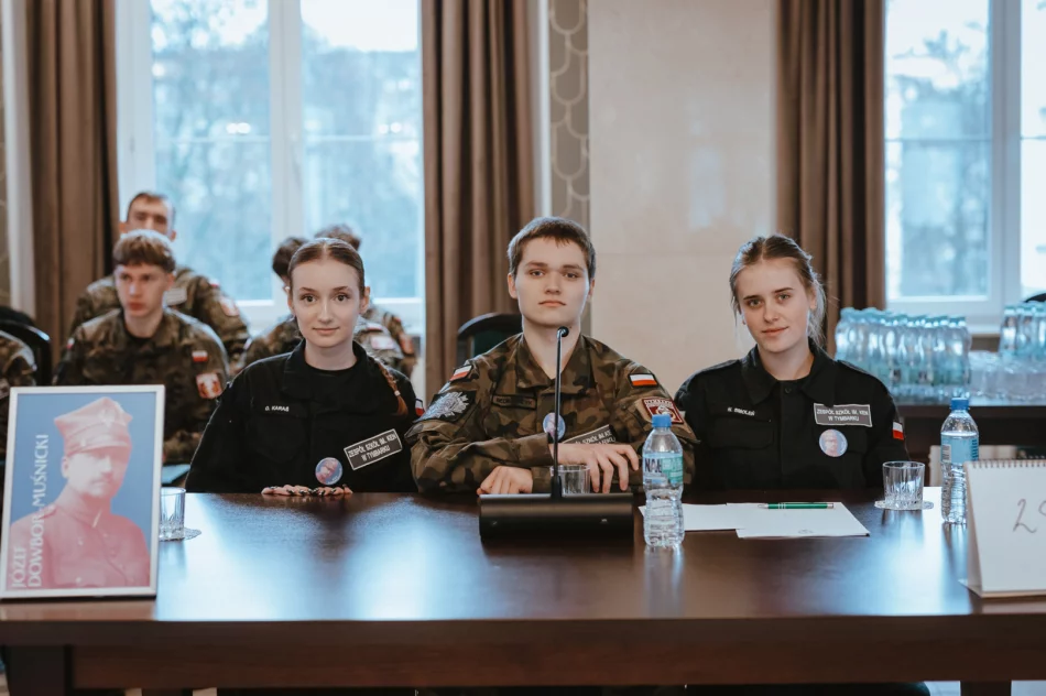Na podium ogólnopolskiego konkursu historycznego - zdjęcie 9