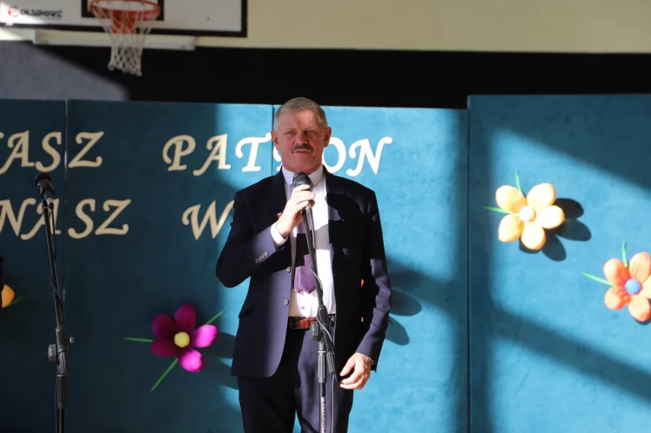Święto szkoły - uczniowie uczcili patrona - zdjęcie 8