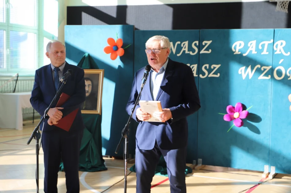 Święto szkoły - uczniowie uczcili patrona - zdjęcie 17