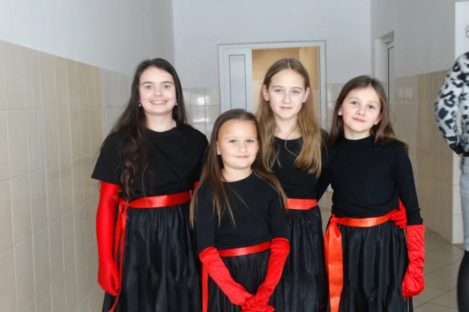 Finał projektu, który rozgrzał zimowy poranek w ZSP Nr 4 – „Święto Wolności i Wspólnoty” - zdjęcie 14