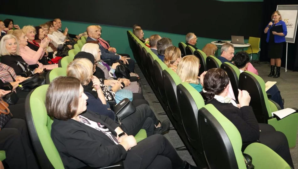 Limanowski Uniwersytet Trzeciego Wieku świętował 15-lecie - zdjęcie 1