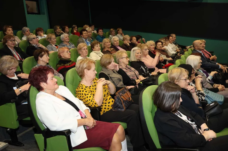 Limanowski Uniwersytet Trzeciego Wieku świętował 15-lecie - zdjęcie 7