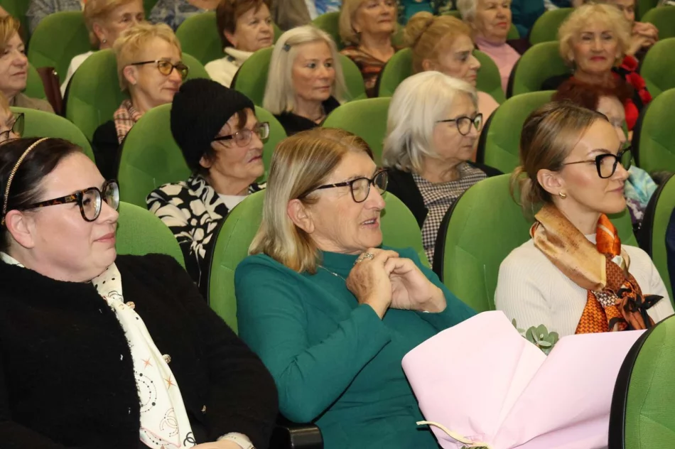 Limanowski Uniwersytet Trzeciego Wieku świętował 15-lecie - zdjęcie 16