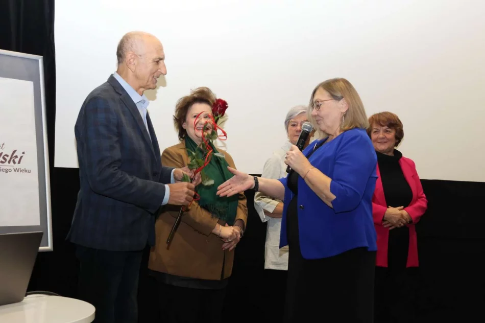Limanowski Uniwersytet Trzeciego Wieku świętował 15-lecie - zdjęcie 20