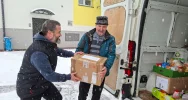 Strażacy przynieśli nietypową pomoc - zdjęcie 4
