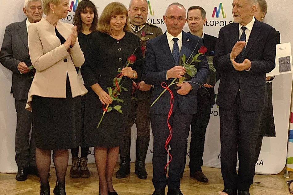 Wyróżnienie dla Limanowskiego Stowarzyszenia Historii Ożywionej Jabłoniec 1914  - zdjęcie 3
