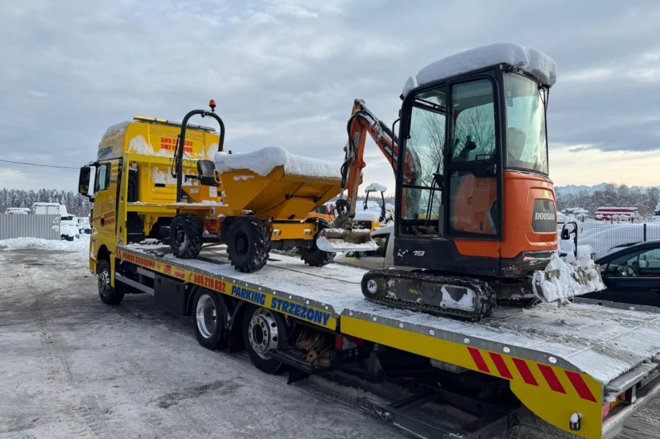 2 osoby z zarzutami w sprawie nielegalnego obrotu maszynami budowlanymi pochodzącymi zza granicy - zdjęcie 2