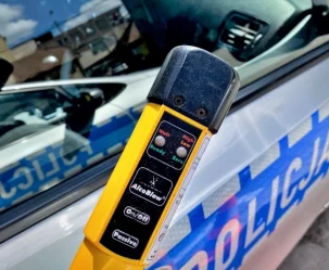 Pijany kierowca zatrzymany przez patrol - zdjęcie główne