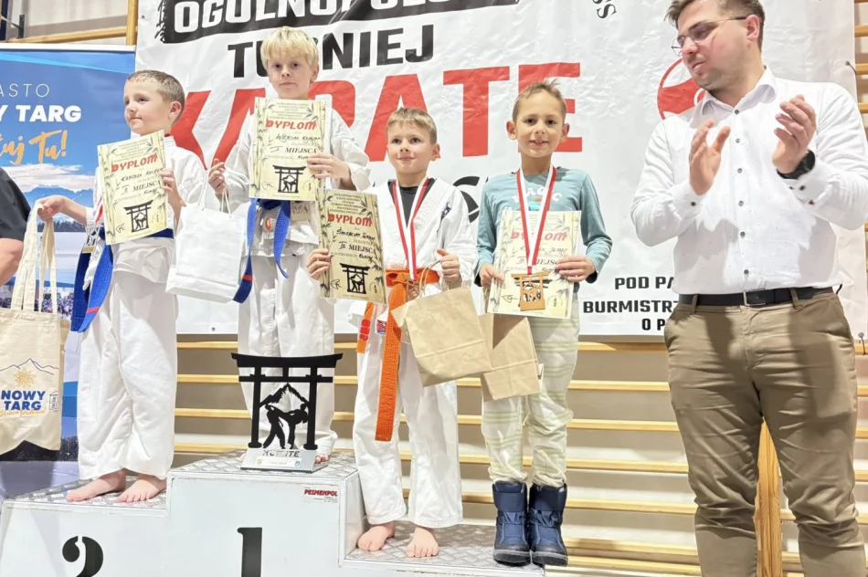 Medalowy popis karateków ARS Limanowa–JONIEC TEAM — 19 medali na turnieju w Nowym Targu - zdjęcie 9