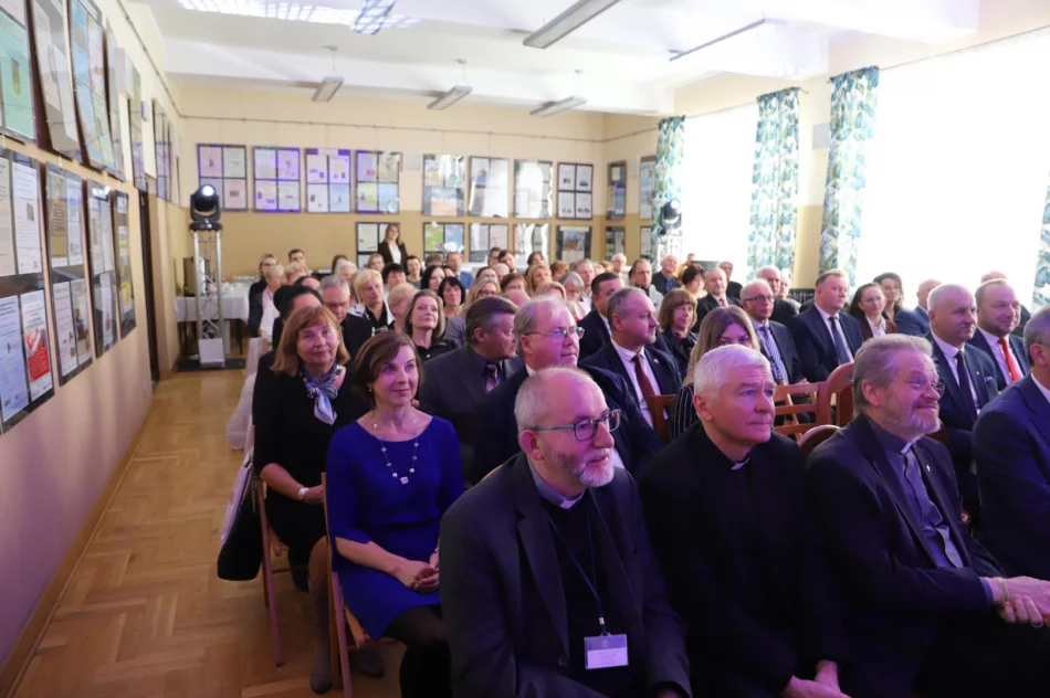 Relacja z jubileuszu 70-lecia bibliotek publicznych Gminy Limanowa - zdjęcie 7