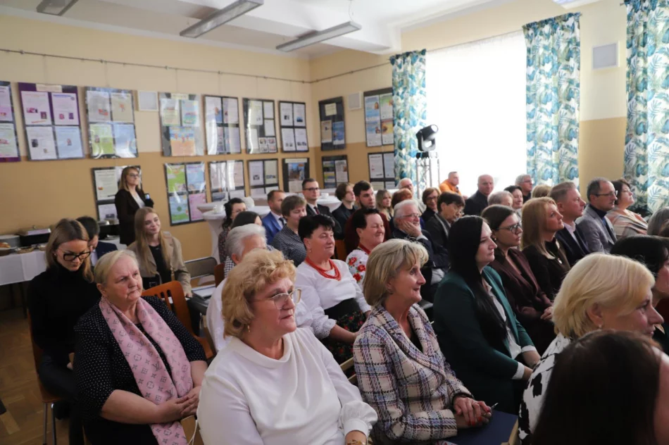 Relacja z jubileuszu 70-lecia bibliotek publicznych Gminy Limanowa - zdjęcie 16