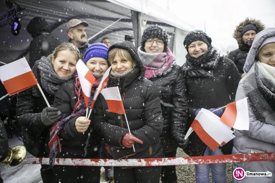 Inauguracja Obchodów 100-lecia Odzyskania Niepodległości w Stróży - część druga - zdjęcie 15
